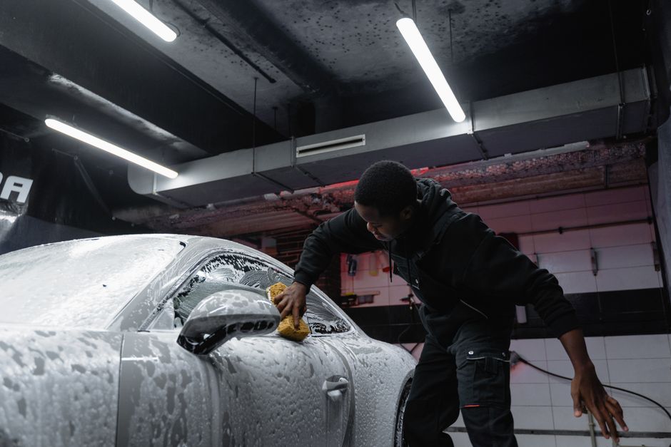 Porsche 911 — Swirl-Free Finish in One Day